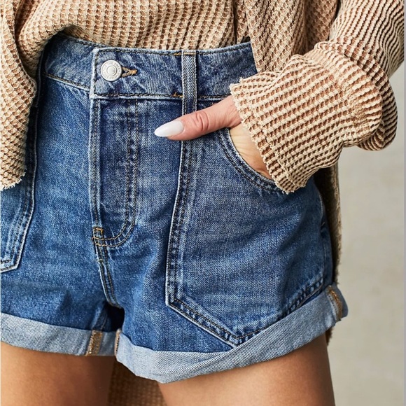 We The Free Pants - We The Free Denim Cuffed Shorts/NWT/31